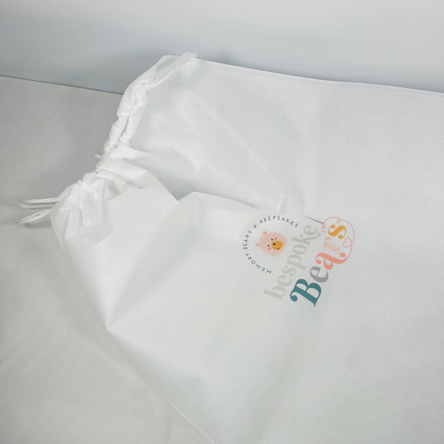 Dust bag for keepsake