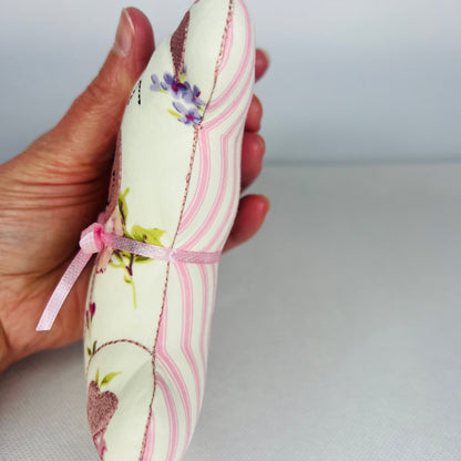 Gift - Pocketful of love bears